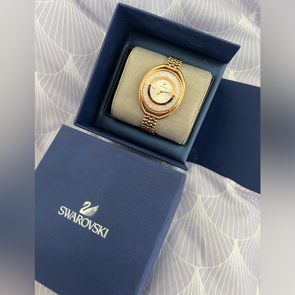 Swarovski Crystalline Aura watch